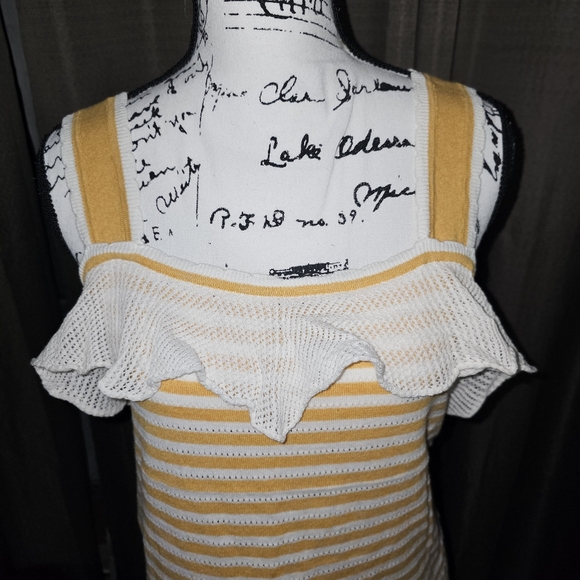 NWT- BCBG Generations Sleeveless Stripe Top sz- Med - Picture 2 of 4